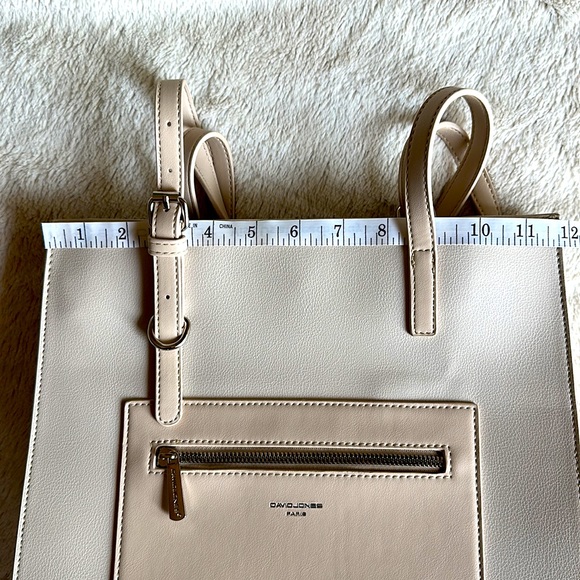 DAVID JONES Paris Cream Shoulder Bag - Picture 11 of 13